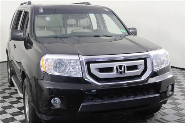 used 2011 Honda Pilot car, priced at $13,995