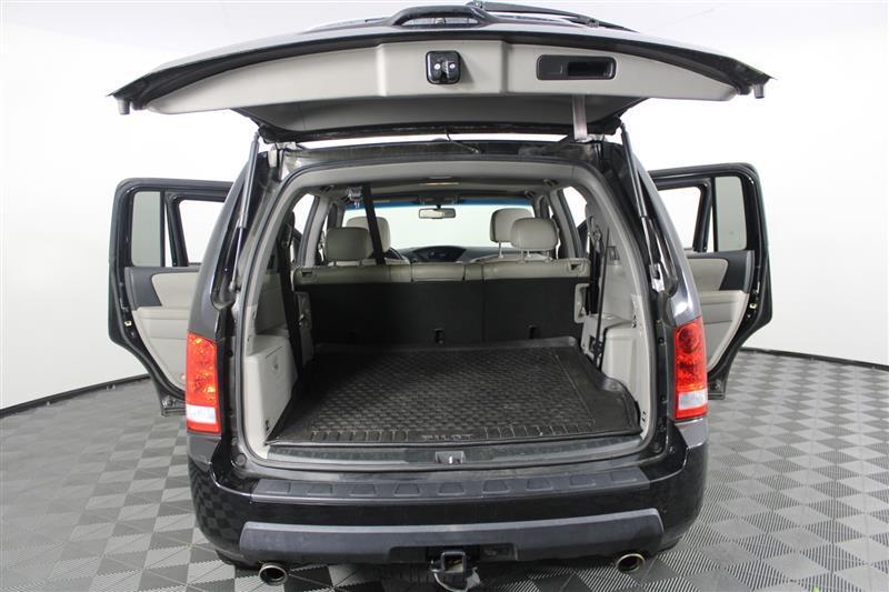 used 2011 Honda Pilot car, priced at $9,995