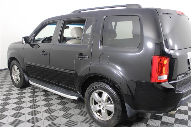 used 2011 Honda Pilot car, priced at $9,995