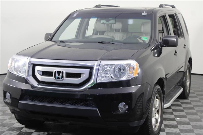 used 2011 Honda Pilot car, priced at $11,495