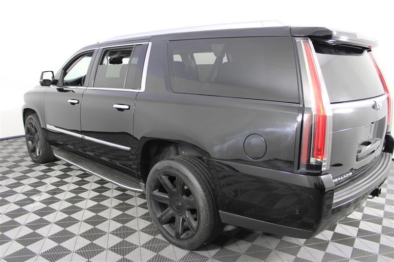 used 2017 Cadillac Escalade ESV car, priced at $18,895