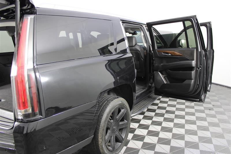 used 2017 Cadillac Escalade ESV car, priced at $18,895