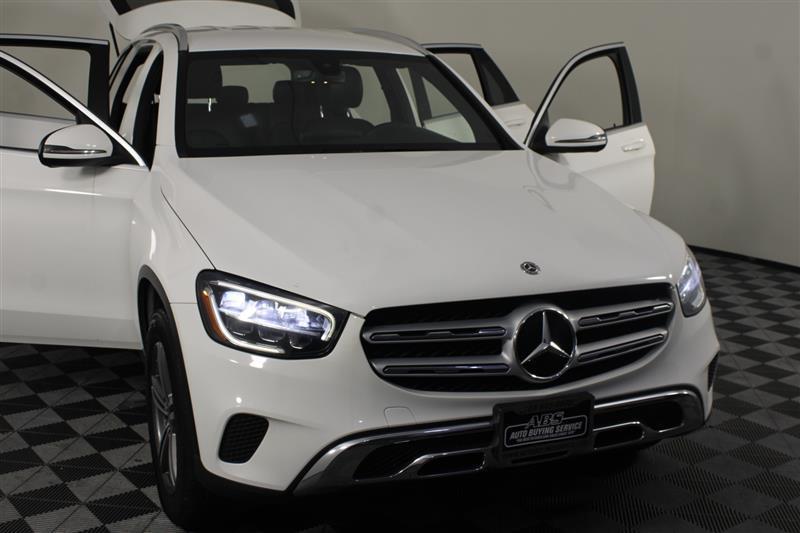 used 2020 Mercedes-Benz GLC 300 car, priced at $23,995
