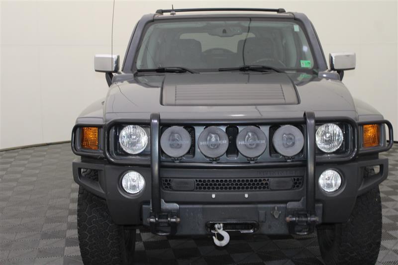 used 2008 Hummer H3 car, priced at $8,495