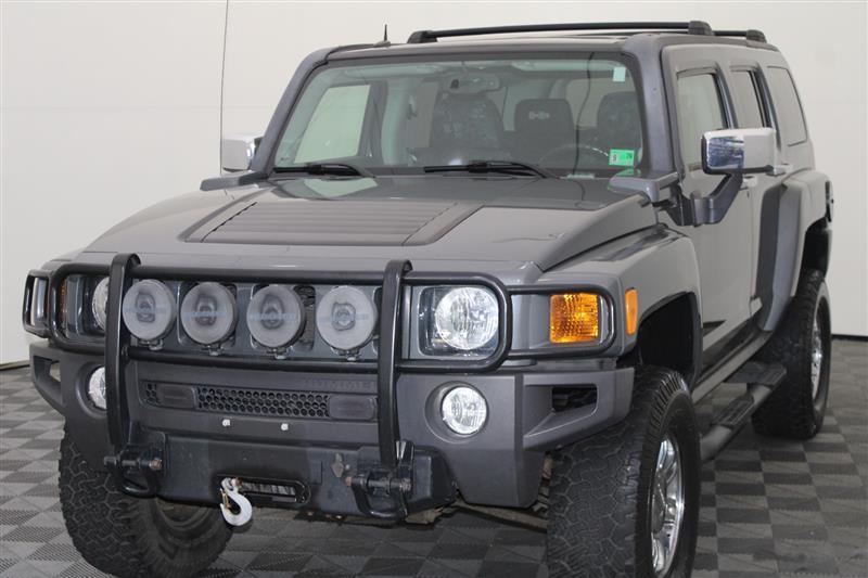 used 2008 Hummer H3 car, priced at $8,495