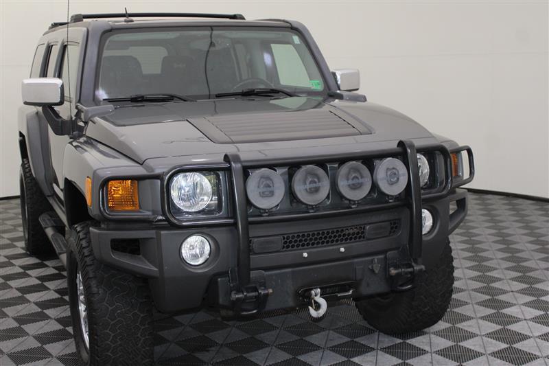 used 2008 Hummer H3 car, priced at $8,495