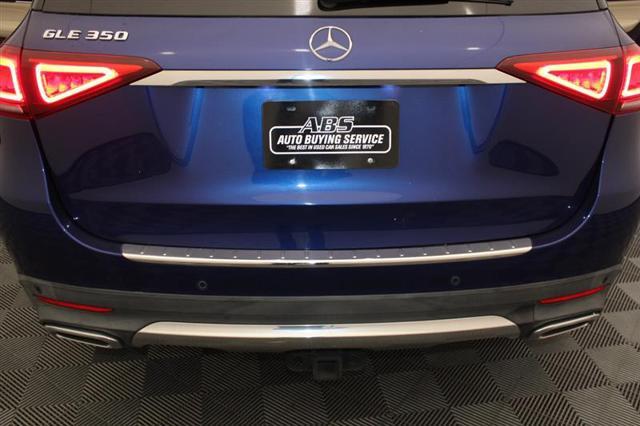used 2020 Mercedes-Benz GLE 350 car, priced at $30,995