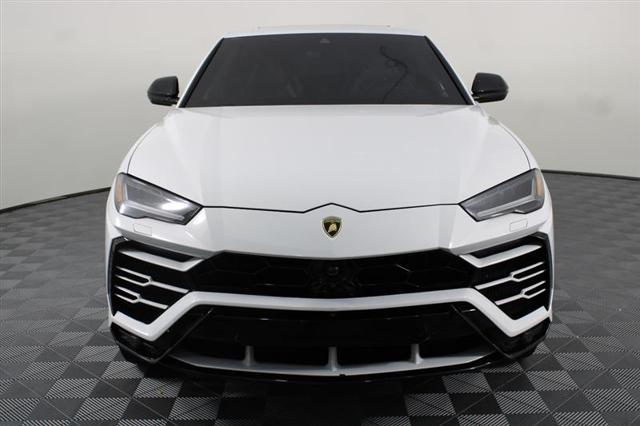 used 2019 Lamborghini Urus car, priced at $159,444