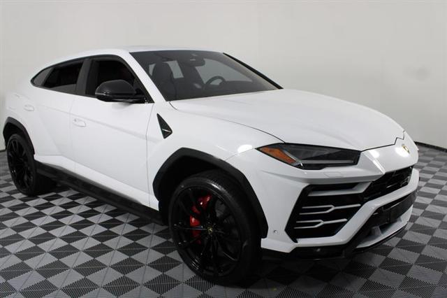 used 2019 Lamborghini Urus car, priced at $159,444