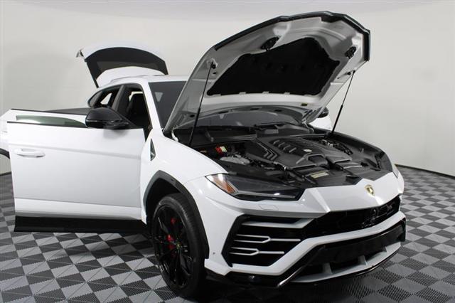 used 2019 Lamborghini Urus car, priced at $159,444