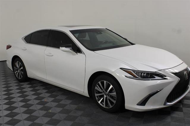 used 2020 Lexus ES 350 car, priced at $24,444