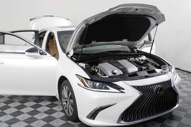 used 2020 Lexus ES 350 car, priced at $24,444