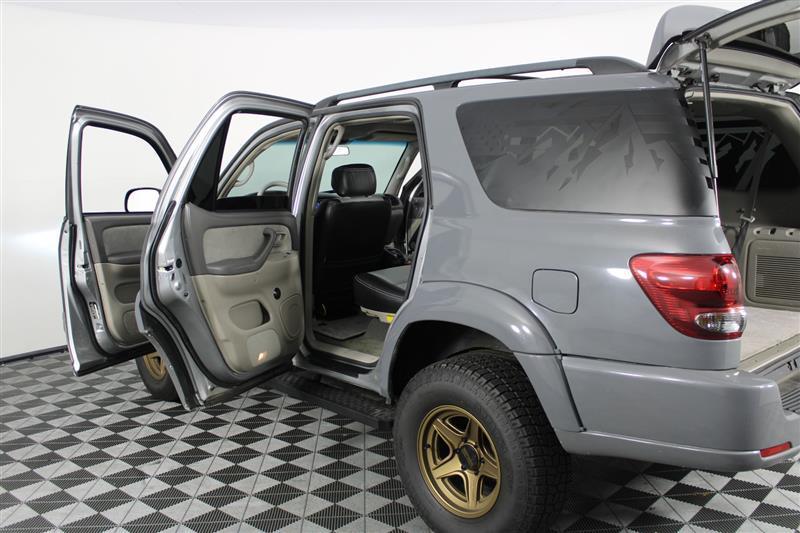 used 2006 Toyota Sequoia car, priced at $18,995