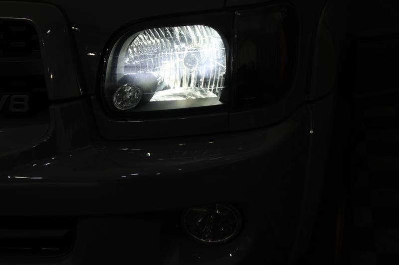 used 2006 Toyota Sequoia car, priced at $18,995