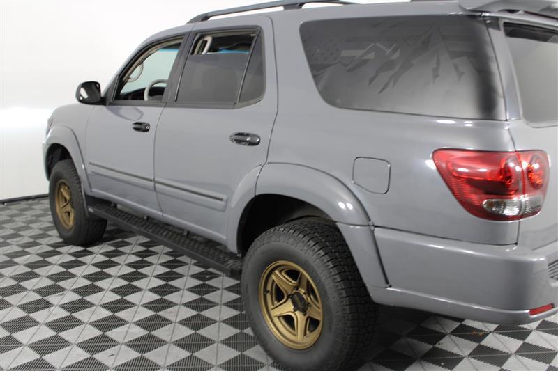 used 2006 Toyota Sequoia car, priced at $18,995