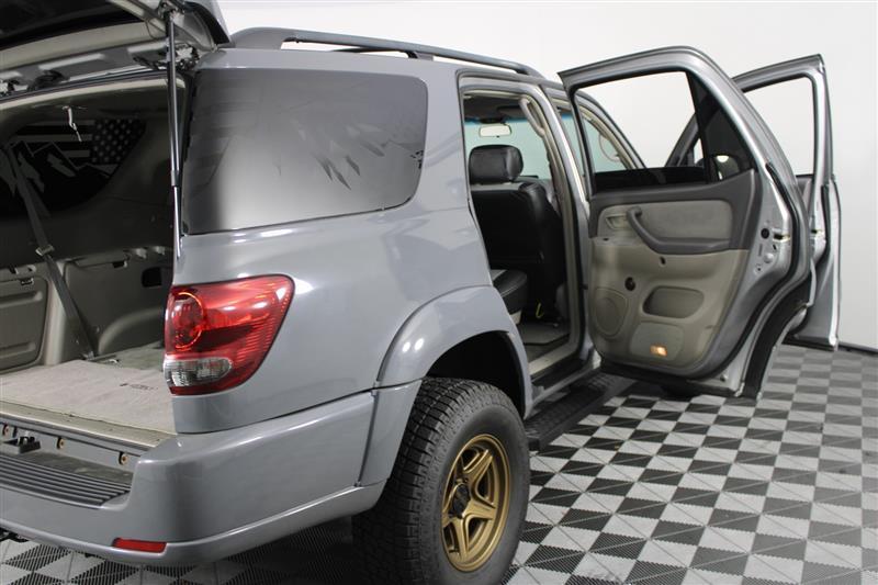 used 2006 Toyota Sequoia car, priced at $18,995