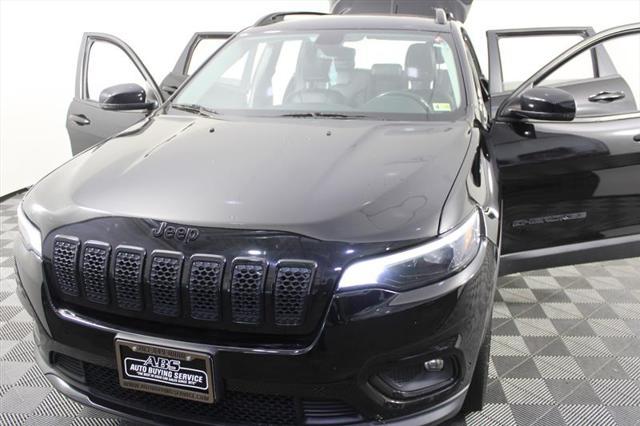 used 2020 Jeep Cherokee car, priced at $14,995