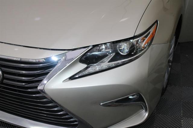 used 2016 Lexus ES 350 car, priced at $18,995