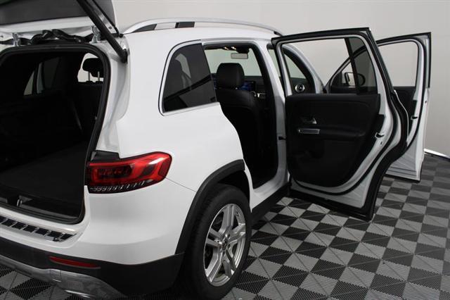 used 2020 Mercedes-Benz GLB 250 car, priced at $20,444