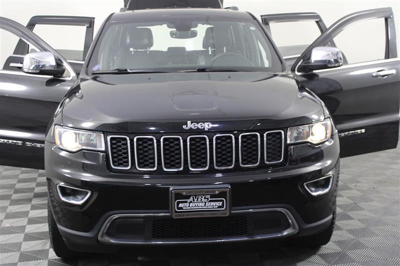 used 2017 Jeep Grand Cherokee car, priced at $7,995