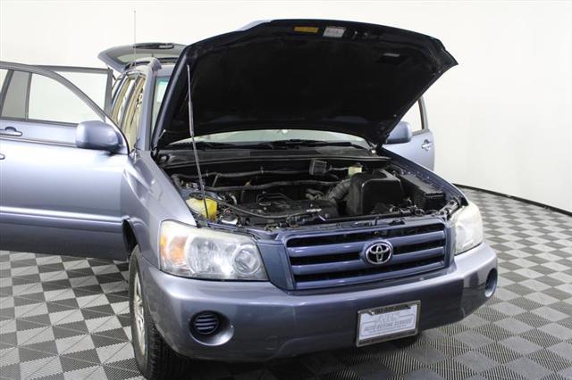 used 2007 Toyota Highlander car, priced at $4,996