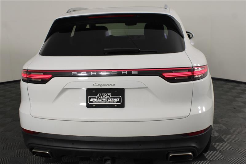 used 2020 Porsche Cayenne car, priced at $30,995