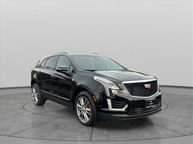 new 2025 Cadillac XT5 car, priced at $62,900