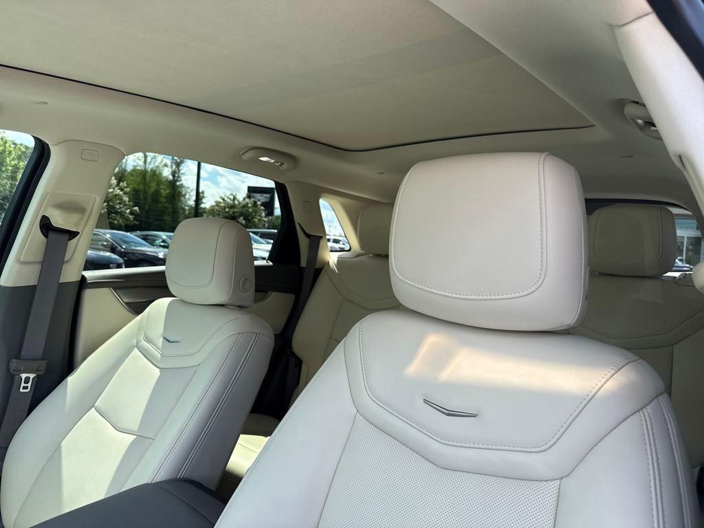 used 2021 Cadillac XT5 car, priced at $27,695
