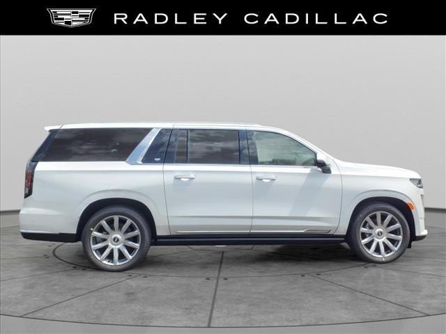 new 2024 Cadillac Escalade ESV car, priced at $124,015