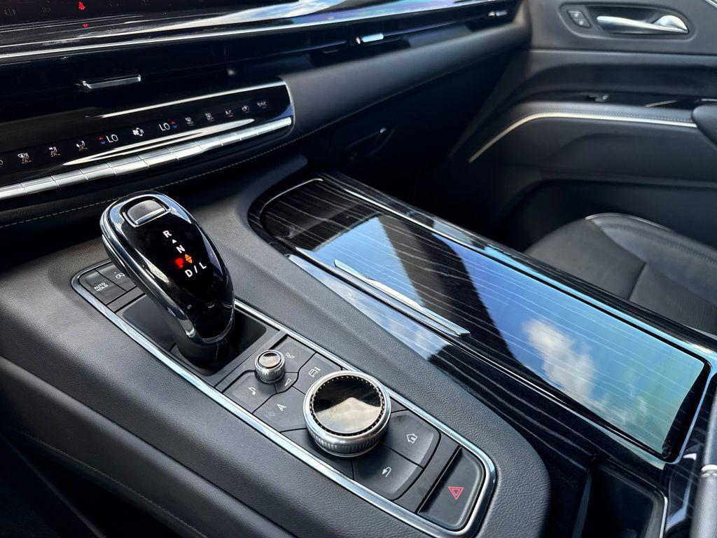 used 2023 Cadillac Escalade ESV car, priced at $77,251