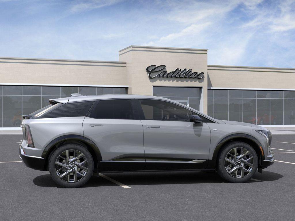 new 2025 Cadillac OPTIQ car, priced at $51,370