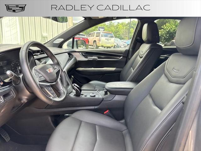 used 2022 Cadillac XT5 car, priced at $32,812