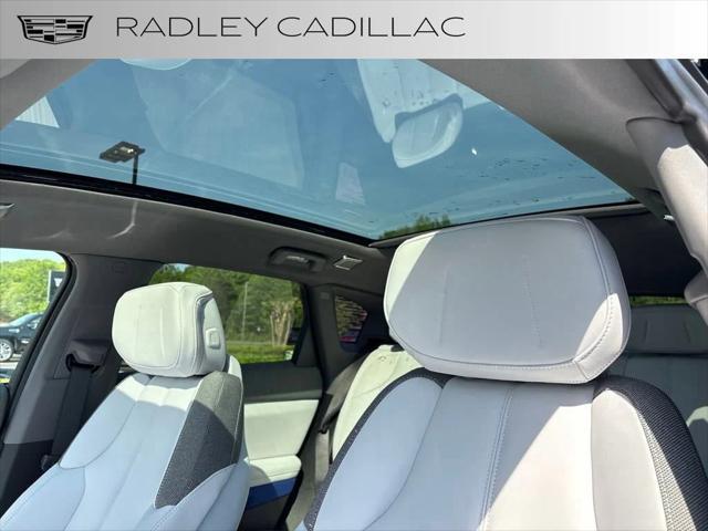 new 2025 Cadillac OPTIQ car, priced at $55,215