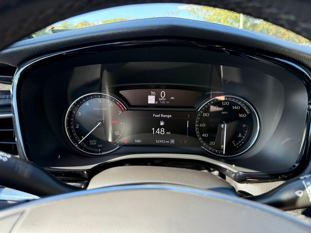 used 2022 Cadillac XT5 car, priced at $26,700