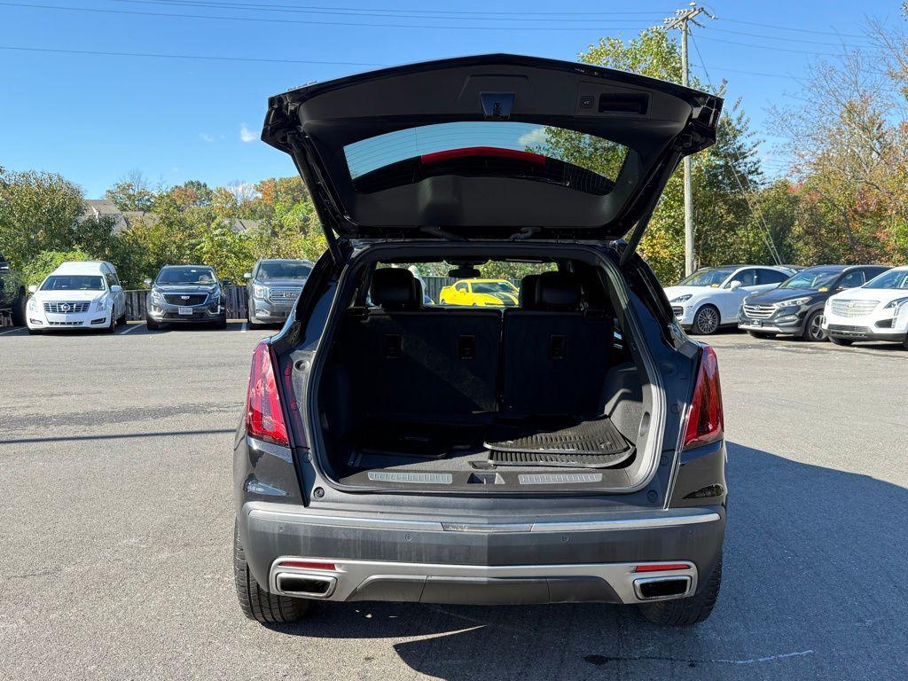 used 2022 Cadillac XT5 car, priced at $26,700