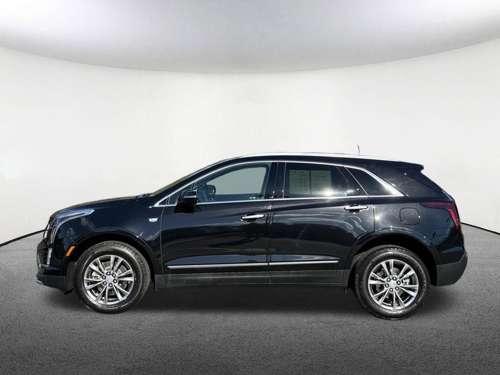 used 2022 Cadillac XT5 car, priced at $26,700