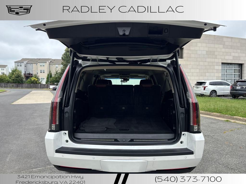 used 2017 Cadillac Escalade ESV car, priced at $25,267