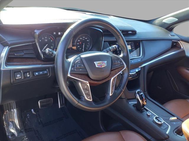 used 2021 Cadillac XT5 car, priced at $35,895