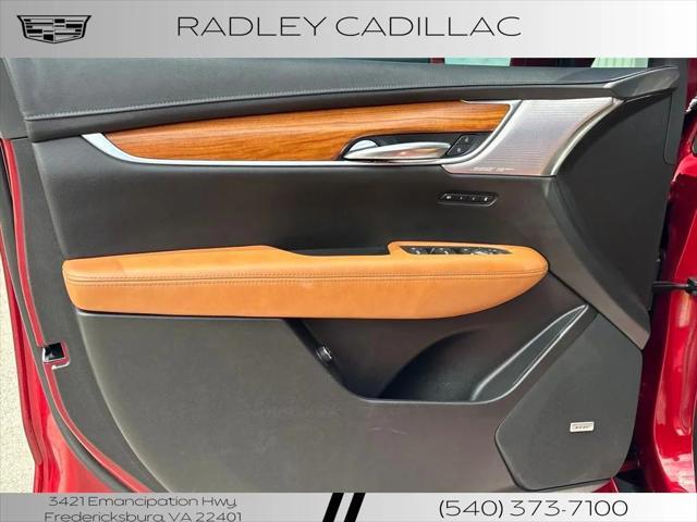 used 2020 Cadillac XT5 car, priced at $21,430