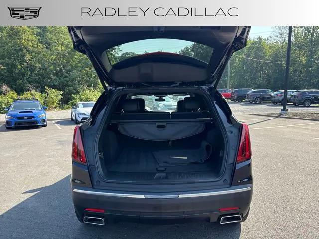 used 2022 Cadillac XT5 car, priced at $28,283