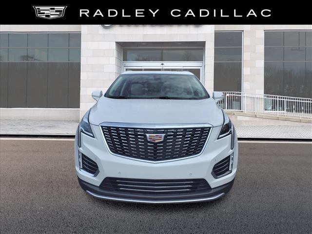 new 2025 Cadillac XT5 car, priced at $54,215