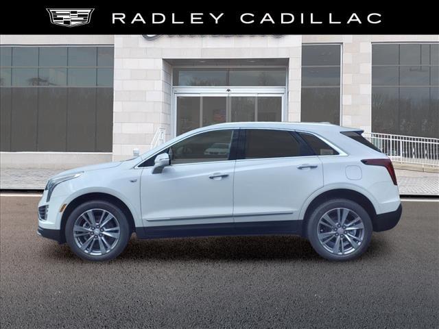 new 2025 Cadillac XT5 car, priced at $54,215