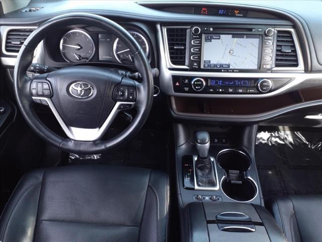 used 2018 Toyota Highlander car, priced at $21,995