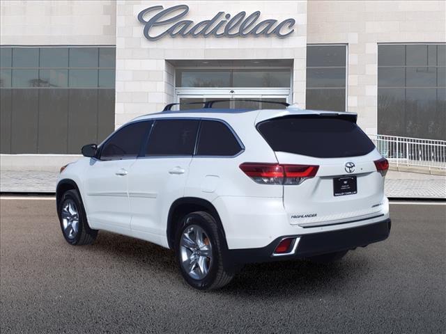 used 2018 Toyota Highlander car, priced at $21,995