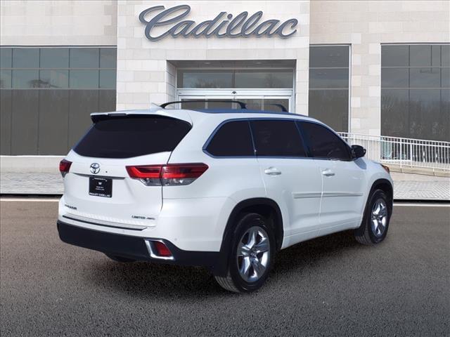 used 2018 Toyota Highlander car, priced at $21,995