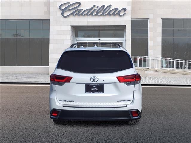 used 2018 Toyota Highlander car, priced at $21,995