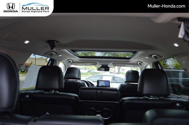 used 2025 Honda Pilot car, priced at $45,994