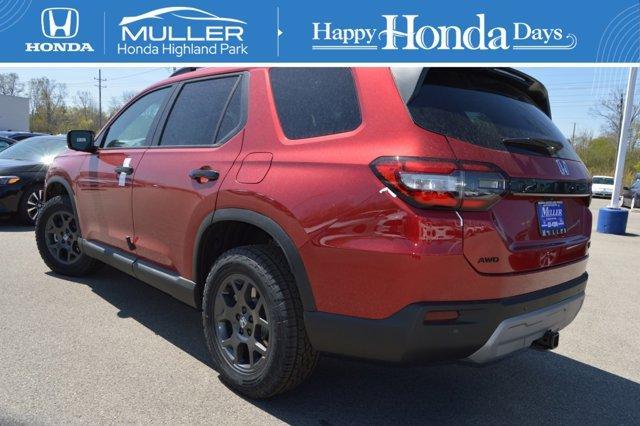 new 2025 Honda Pilot car, priced at $50,950