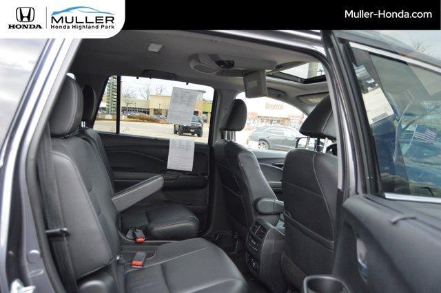 used 2021 Honda Pilot car, priced at $32,994