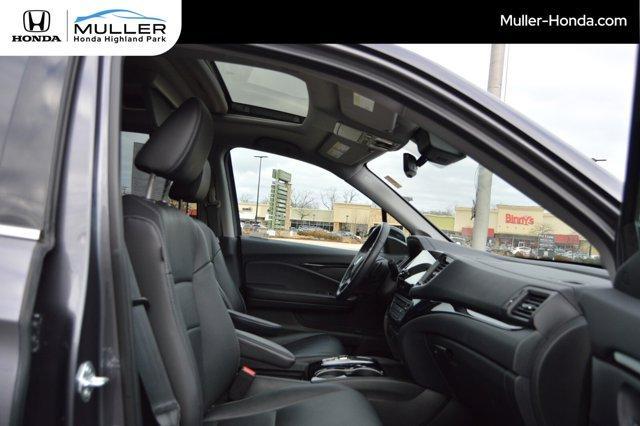 used 2021 Honda Pilot car, priced at $32,994